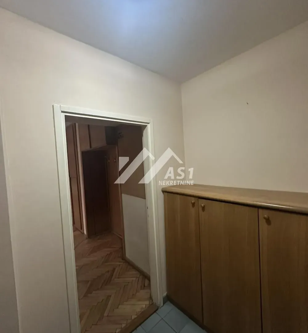Rent, office space, 60m², Sajam, Novi Sad Sve Podlokacije
