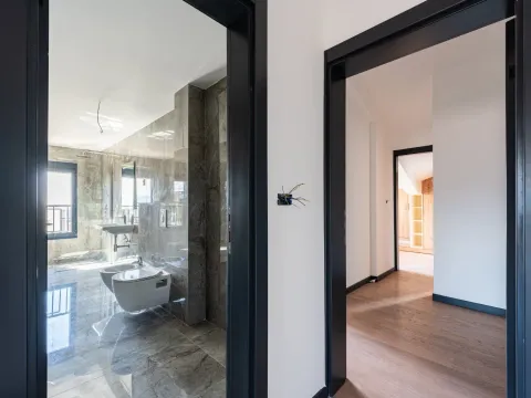 Prodaja, trosoban stan, 116m², Gorica C, Podgorica - image 7