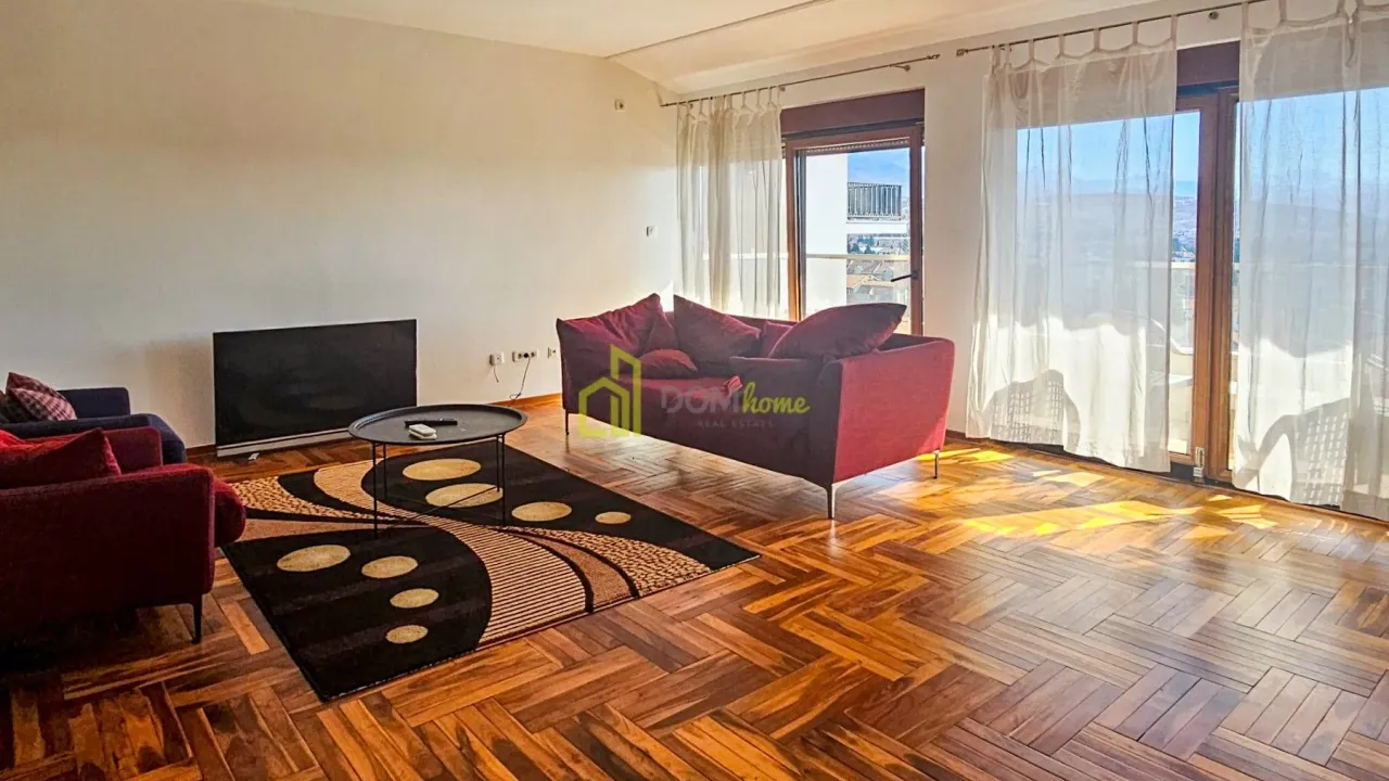 Prodaja, petosoban stan, 175m², Gorica C, Podgorica