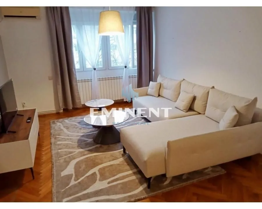 Rent, two bedroom apartment, 62m², Stari Grad, Beograd