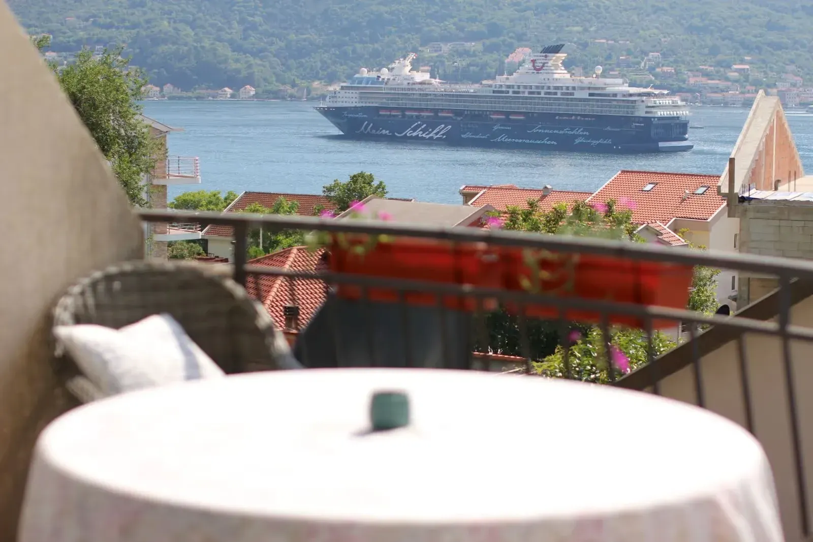 Sale, apartment, 42m², Kotor, Crna Gora