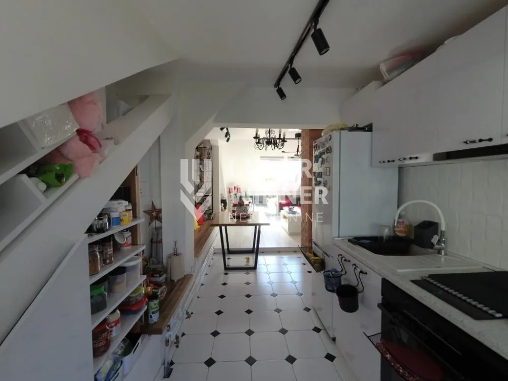 Sale, three bedroom apartment, 75m², Savski Venac, Beograd