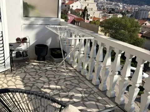 Prodaja, dvosoban stan, 68m², Budva, Crna Gora - image 2