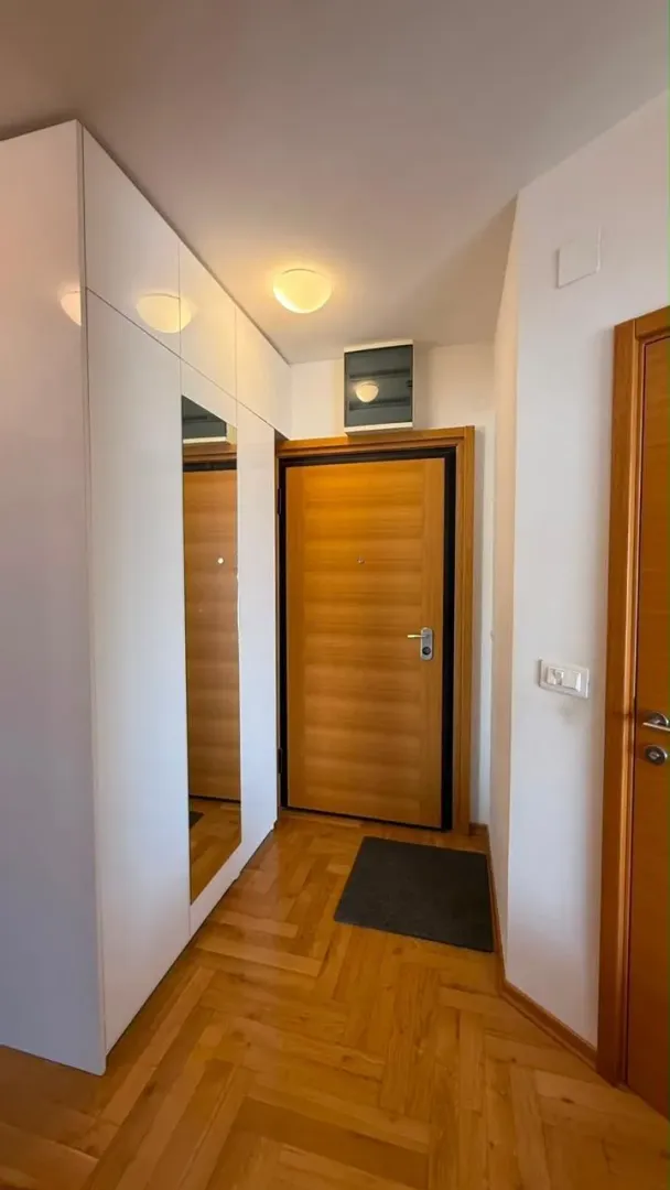 Prodaja, dvosoban stan, 88m², Makedonsko naselje, Bar