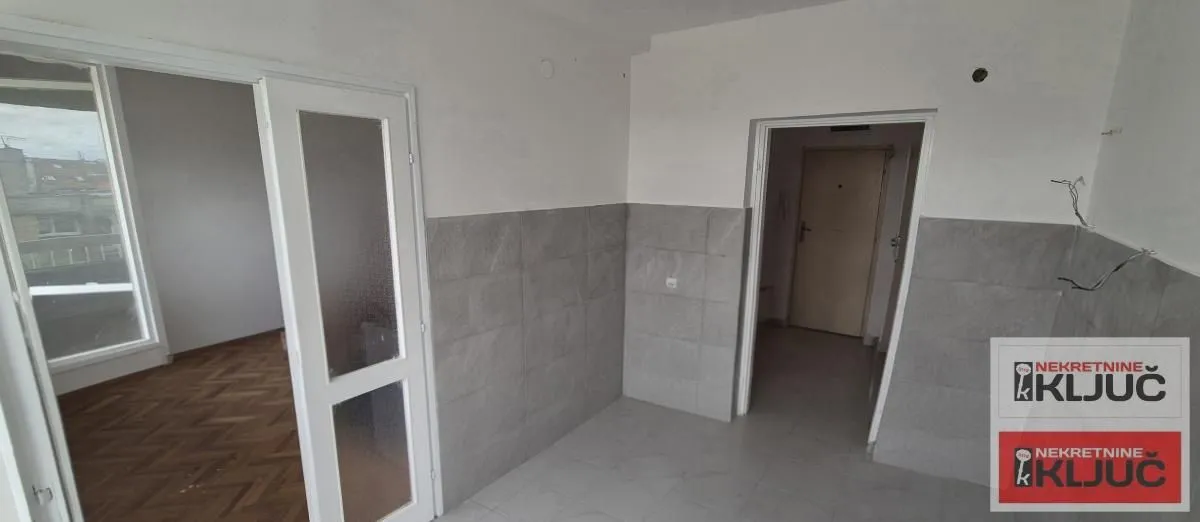 Prodaja, dvosoban stan, 67m², Kej, Novi Sad Sve Podlokacije