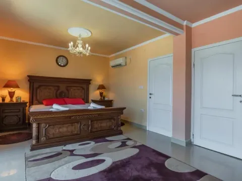 Prodaja, kuća, 220m², Krašići, Tivat - image 9