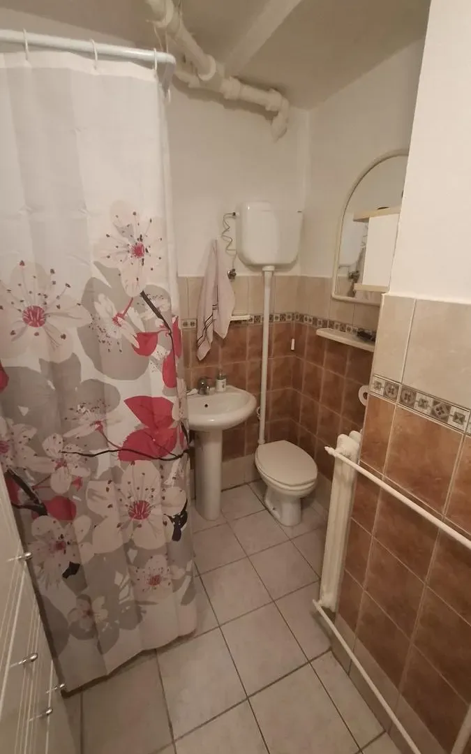 Prodaja, trosoban stan, 83m², Novo naselje, Novi Sad