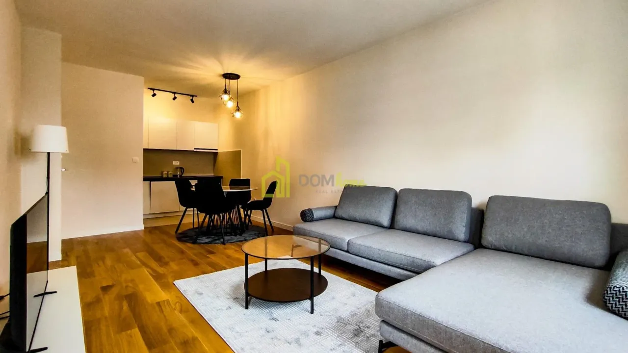 Izdavanje, jednosoban stan, 50m², Central Point, Podgorica