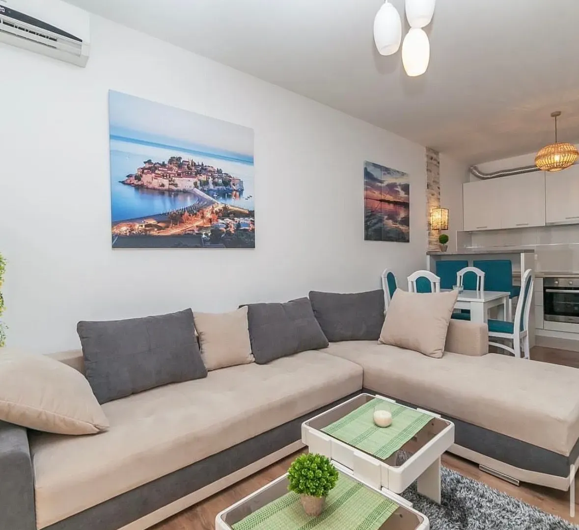 Sale, one bedroom apartment, 50m², Bečići, Budva