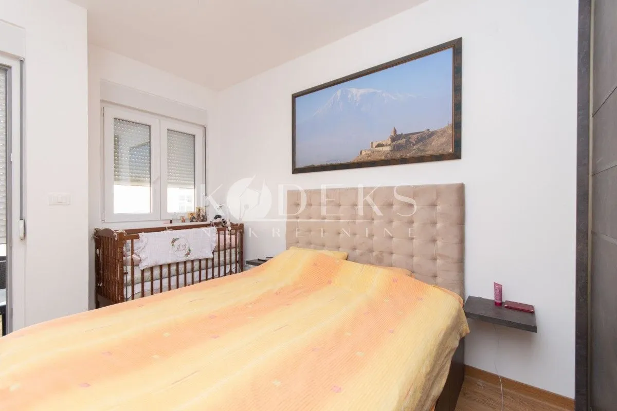 Izdavanje, jednosoban stan, 42m², City Kej, Podgorica