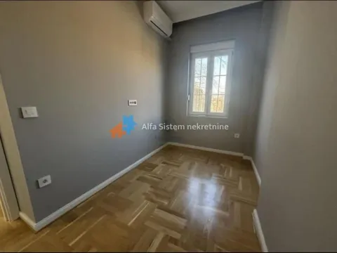 Rent, three bedroom apartment, 70m², Savski Venac, Beograd - image 2