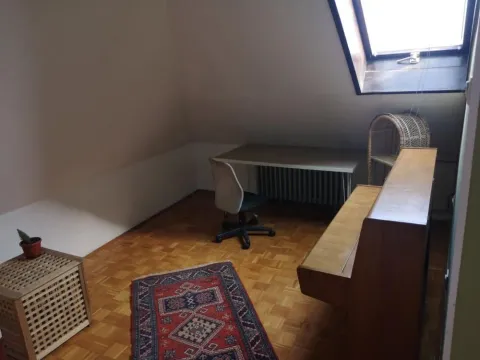 Rent, three bedroom apartment, 74m², Vračar Sve Podlokacije, Beograd - image 9