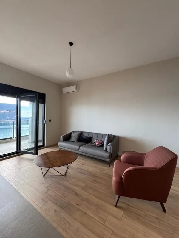 Prodaja, dvosoban stan, 86m², Topla, Herceg Novi