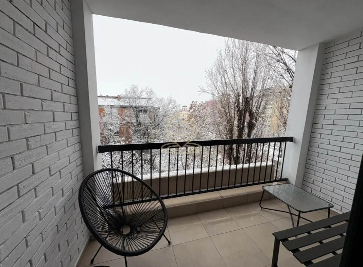 Prodaja, trosoban stan, 66m², Novo naselje, Novi Sad