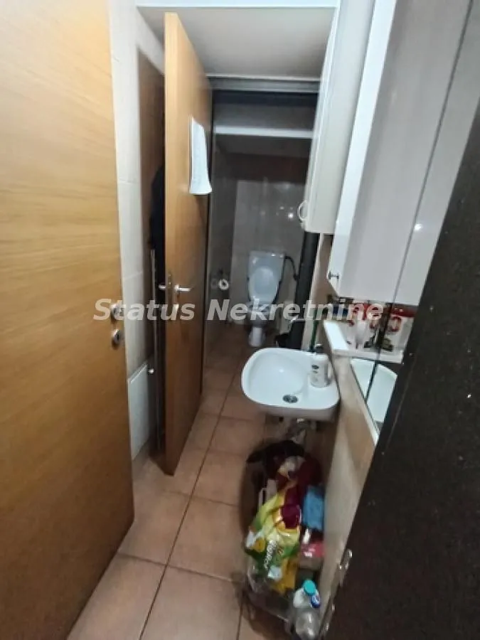 Rent, office space, 76m², Salajka, Novi Sad Sve Podlokacije