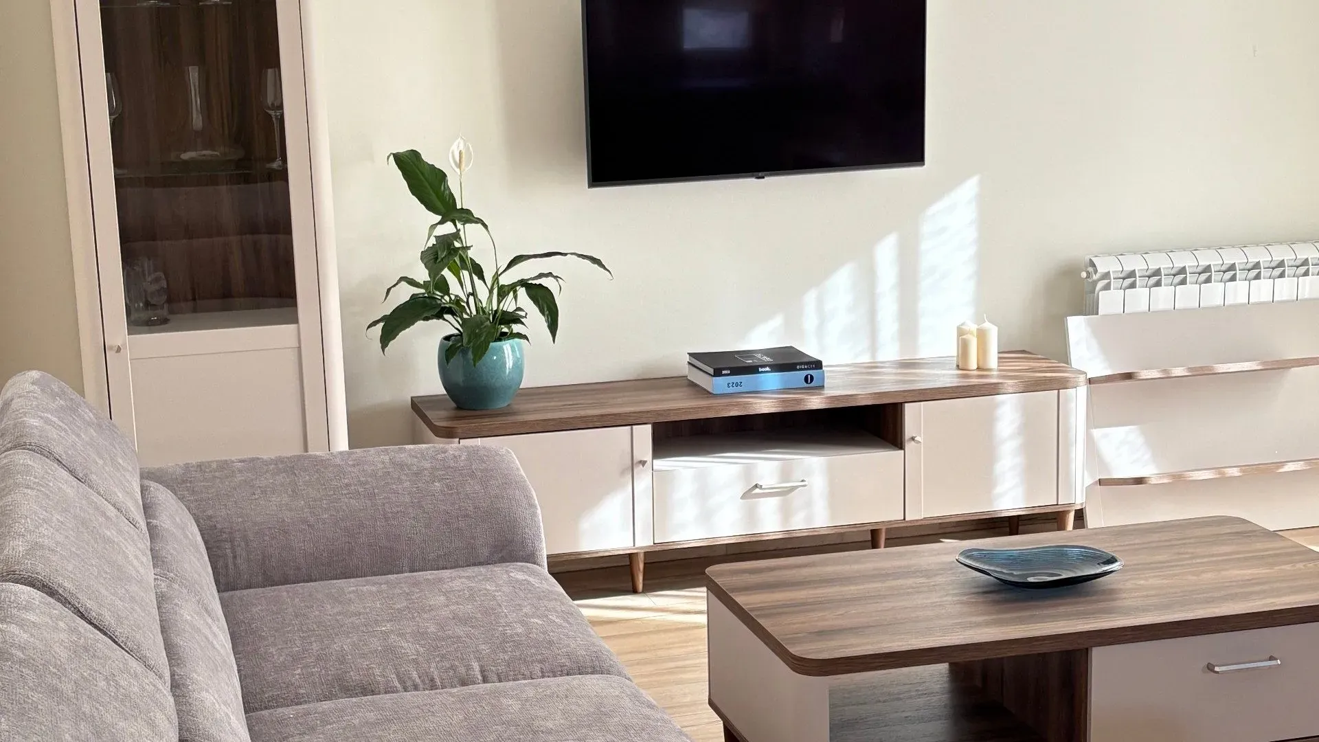 Rent, one bedroom apartment, 50m², Tivat, Crna Gora