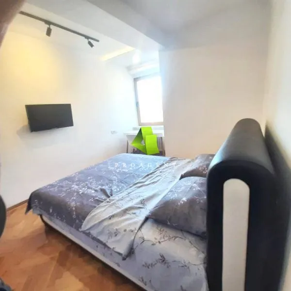 Prodaja, trosoban stan, 75m², Medijana, Niš