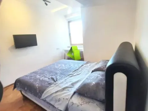 Prodaja, trosoban stan, 75m², Medijana, Niš - image 7