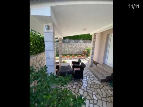 Izdavanje, kuća, 40m², Kavač, Kotor - image 5