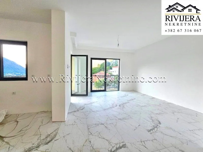 Prodaja, trosoban stan, 97m², Škaljari, Kotor