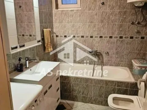 Izdavanje, dvosoban stan, 48m², Lekino Brdo, Voždovac Sve Podlokacije - image 6