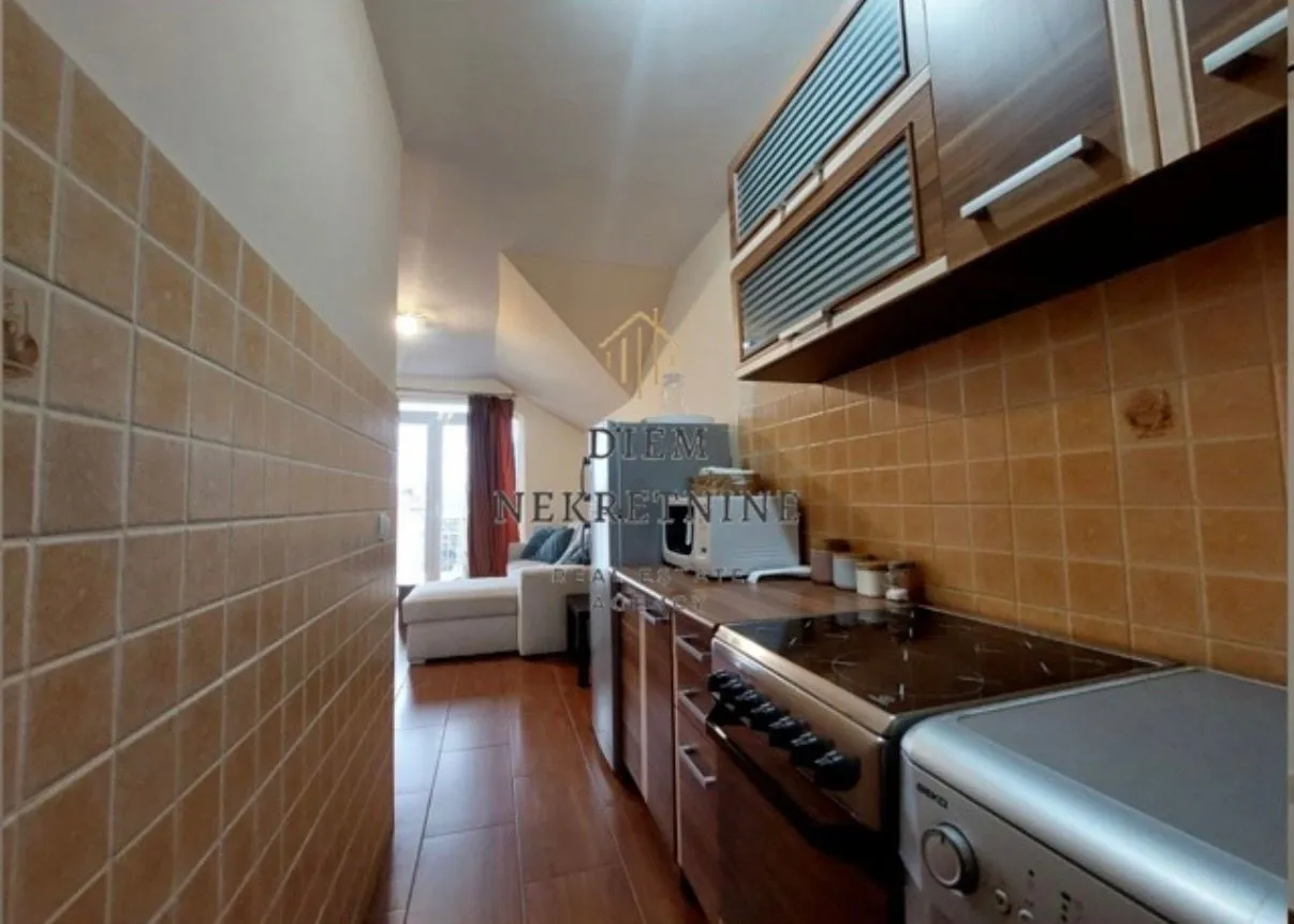 Rent, one bedroom apartment, 56m², Centar, Tivat