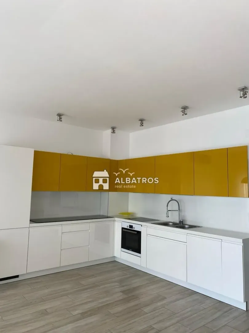 Sale, two bedroom apartment, 106m², Dobra Voda, Bar