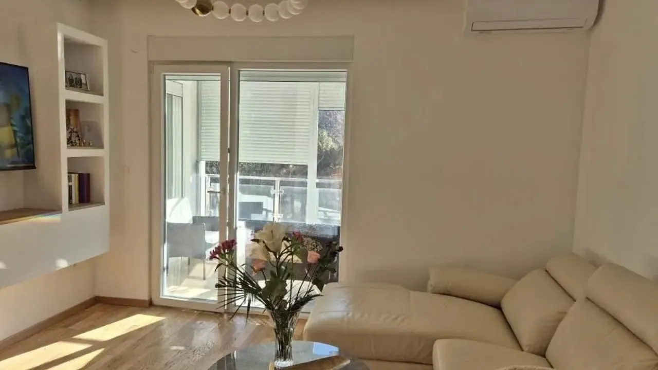 Sale, one bedroom apartment, 43m², Bečići, Budva