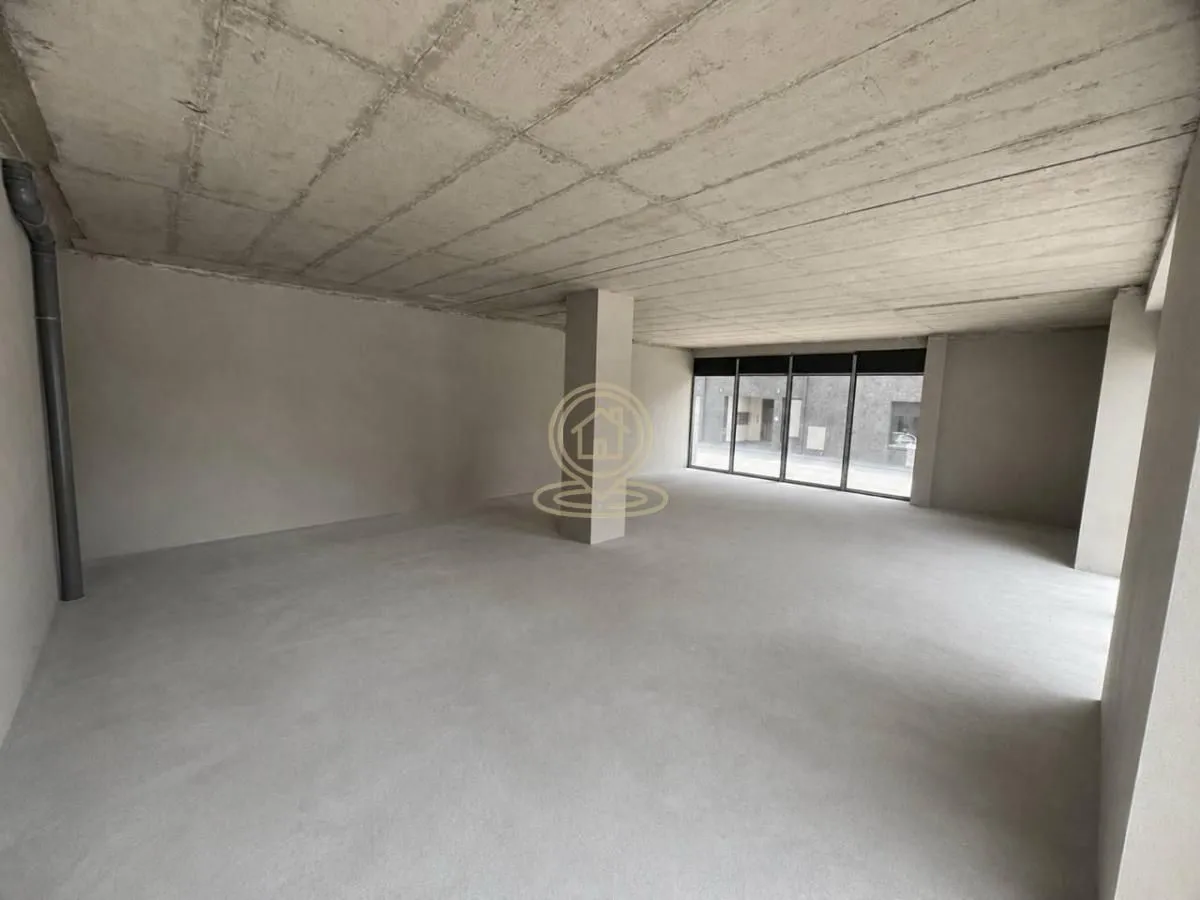 Prodaja, poslovni prostor, 95m², Centar, Kragujevac