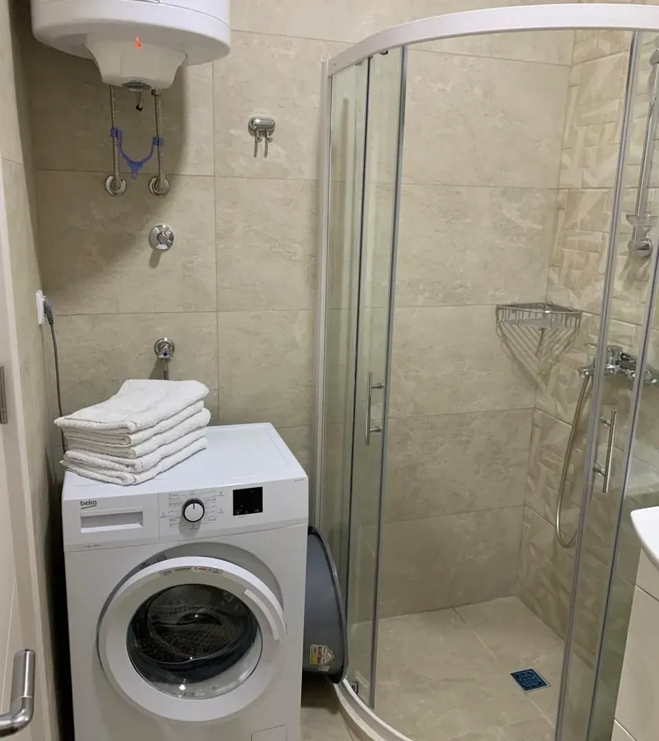 Rent, one bedroom apartment, 65m², Kava, Tivat