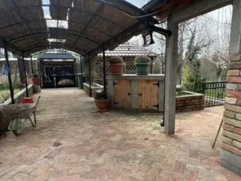 Prodaja, kuća, 160m², Perlez, Zrenjanin - image 5