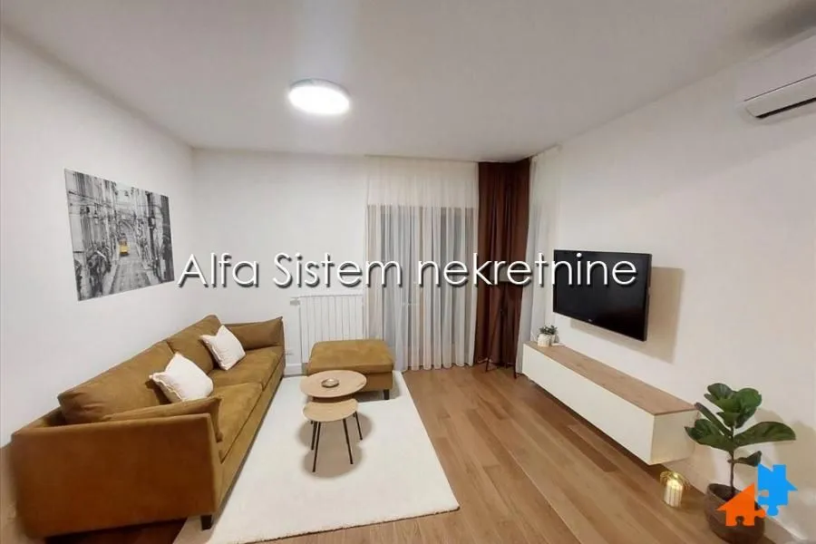 Rent, three bedroom apartment, 69m², Karaburma, Palilula Sve Podlokacije