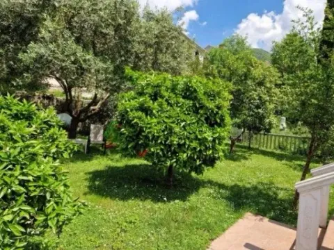 Izdavanje, dvosoban stan, 72m², Tivat, Crna Gora - image 5