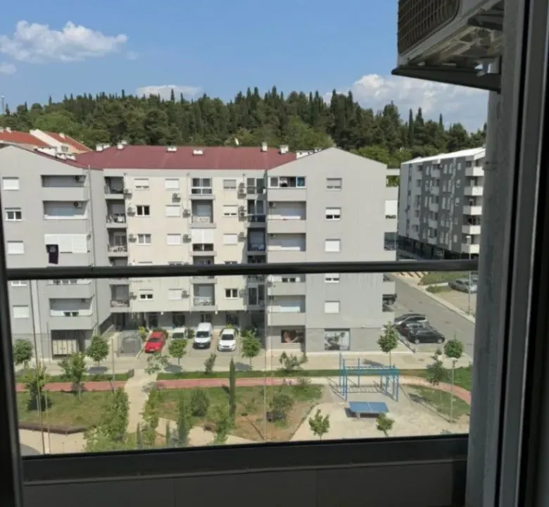 Izdavanje, garsonjera, 30m², Ljubović, Podgorica