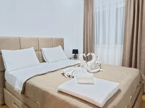 Izdavanje, jednosoban stan, 45m², Budva, Crna Gora - image 16