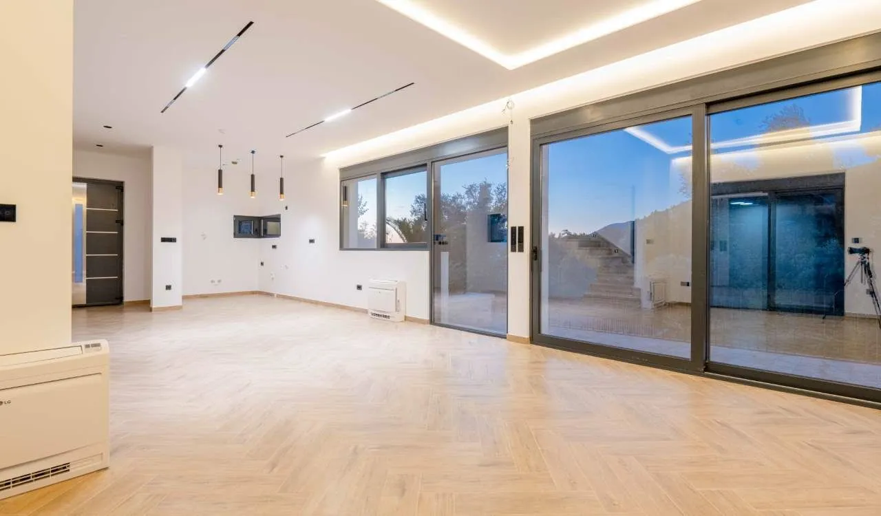 Sale, house, 240m², Kamenovo, Budva