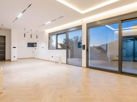 Prodaja, kuća, 240m², Kamenovo, Budva - image 3