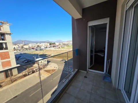 Izdavanje, dvosoban stan, 54m², Zabjelo, Podgorica - image 8