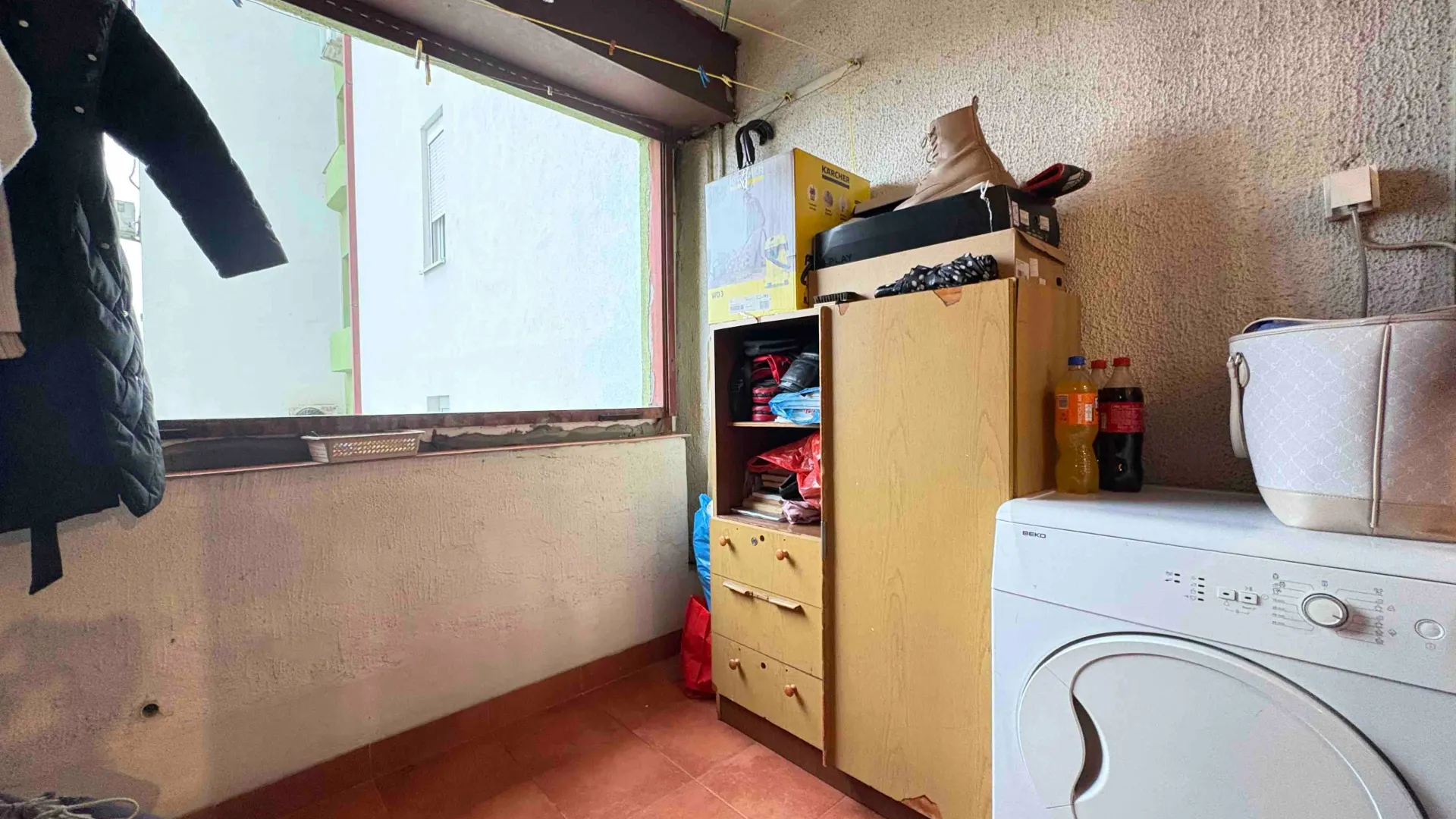 Prodaja, dvosoban stan, 77m², Blok 5, Podgorica