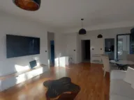 Izdavanje, dvosoban stan, 100m2, Dalmatinska ulica, Podgorica