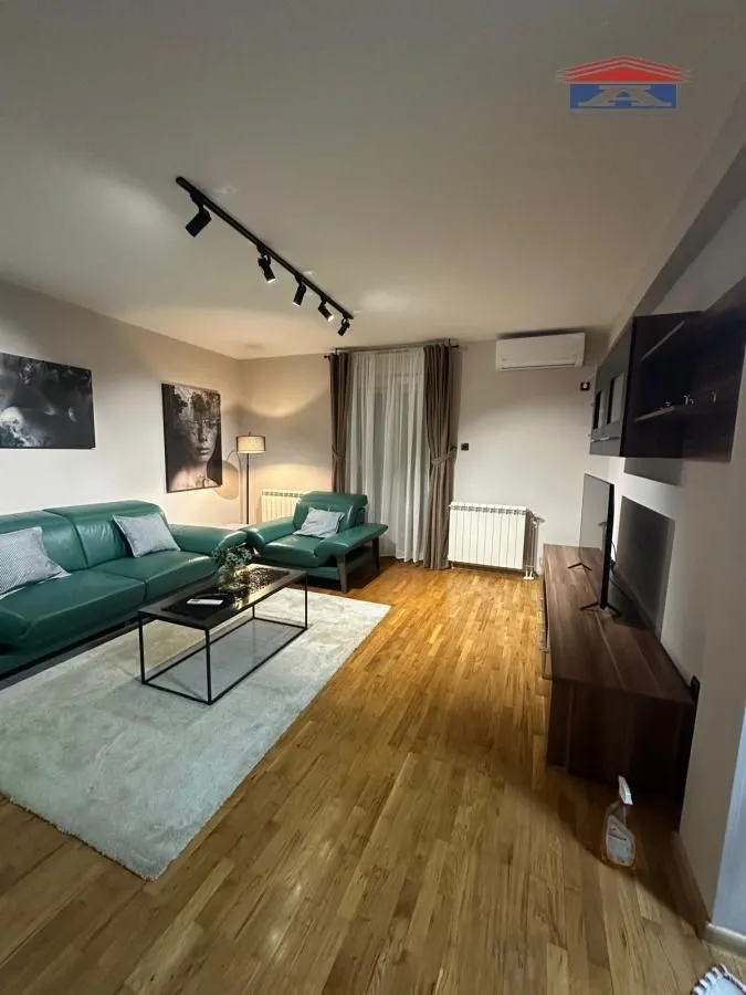 Rent, two bedroom apartment, 48m², Bulevar Oslobodjenja, Novi Sad Sve Podlokacije