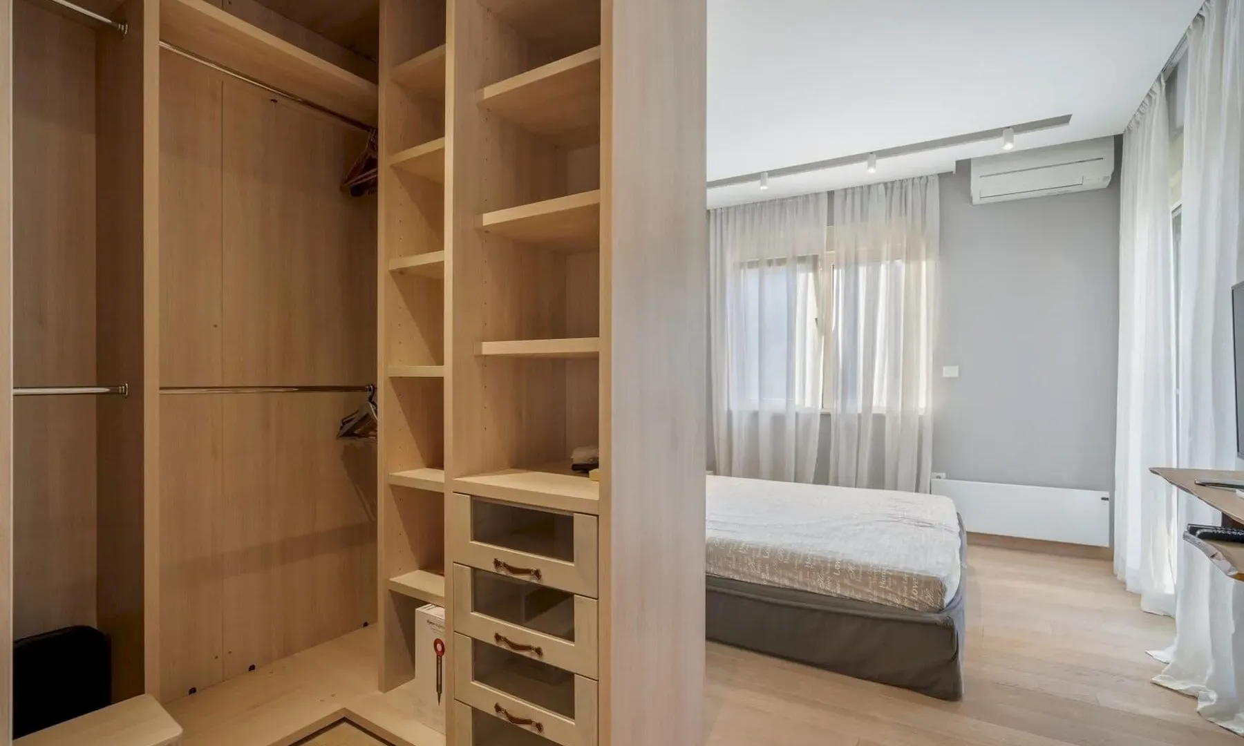 Prodaja, dvosoban stan, 138m², Budva, Crna Gora