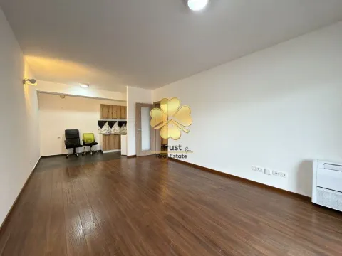 Izdavanje, dvosoban stan, 70m², Master Kvart, Podgorica - image 2
