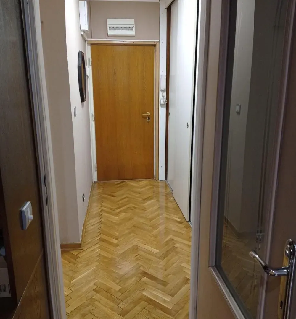 Izdavanje, trosoban stan, 75m², Žarkovo, Beograd