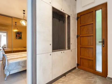 Sale, two bedroom apartment, 67m², Opatovo, Tivat - image 13