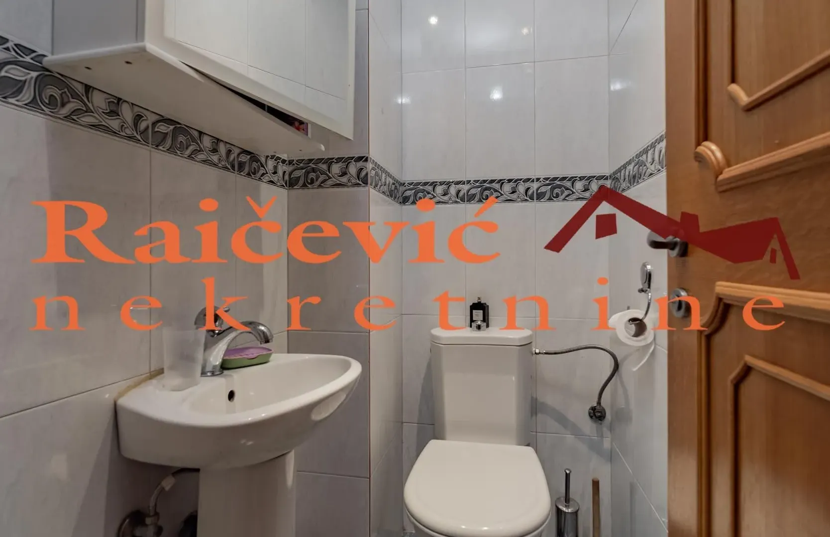 Sale, house, 250m², Brace Jerković, Voždovac Sve Podlokacije