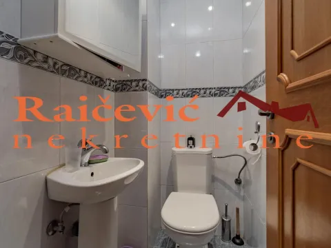 Prodaja, kuća, 250m², Brace Jerković, Voždovac Sve Podlokacije - image 5