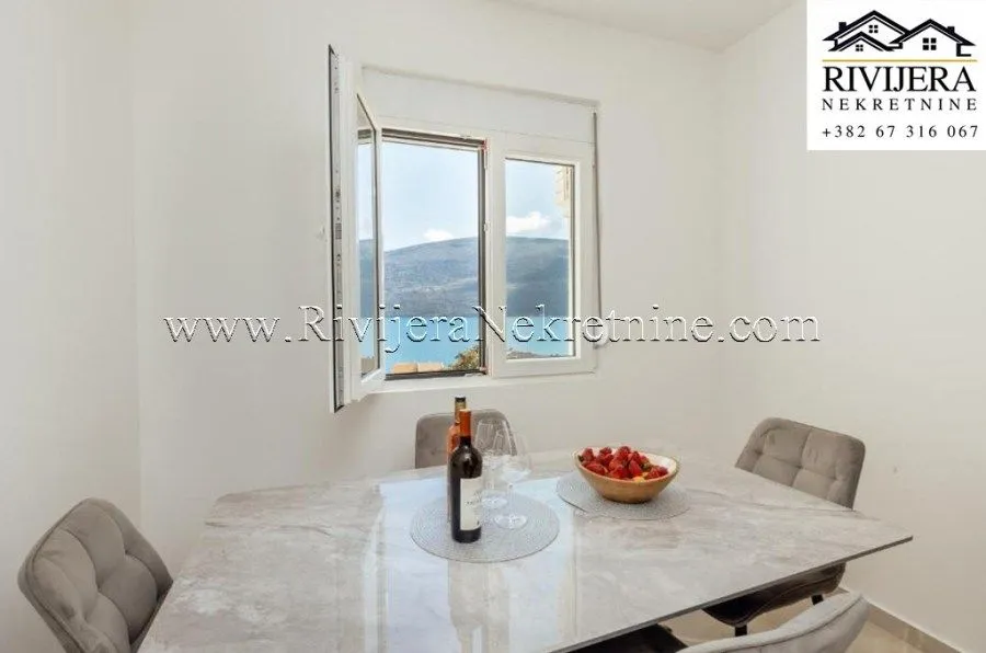 Prodaja, dvosoban stan, 87m², Baošići, Herceg Novi
