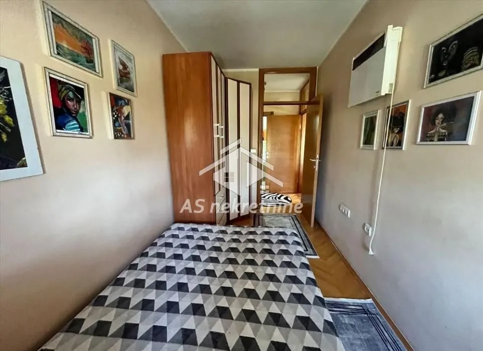 Izdavanje, dvosoban stan, 44m², Novi Beograd Blok 63, Novi Beograd Sve Podlokacije