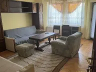 Izdavanje, kuća, 340m², Zemun Sve Podlokacije, Beograd - image 7